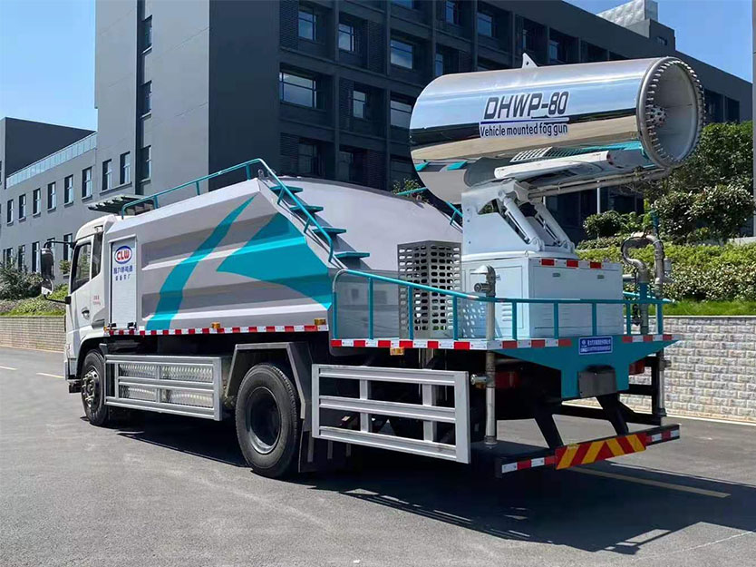 東風純電動80米抑塵車