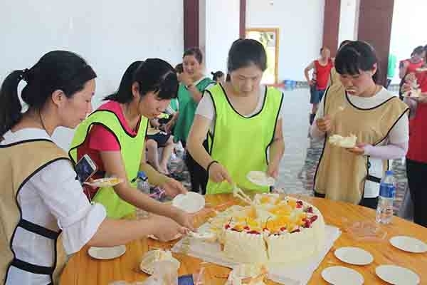 為6、7月生日員工慶生